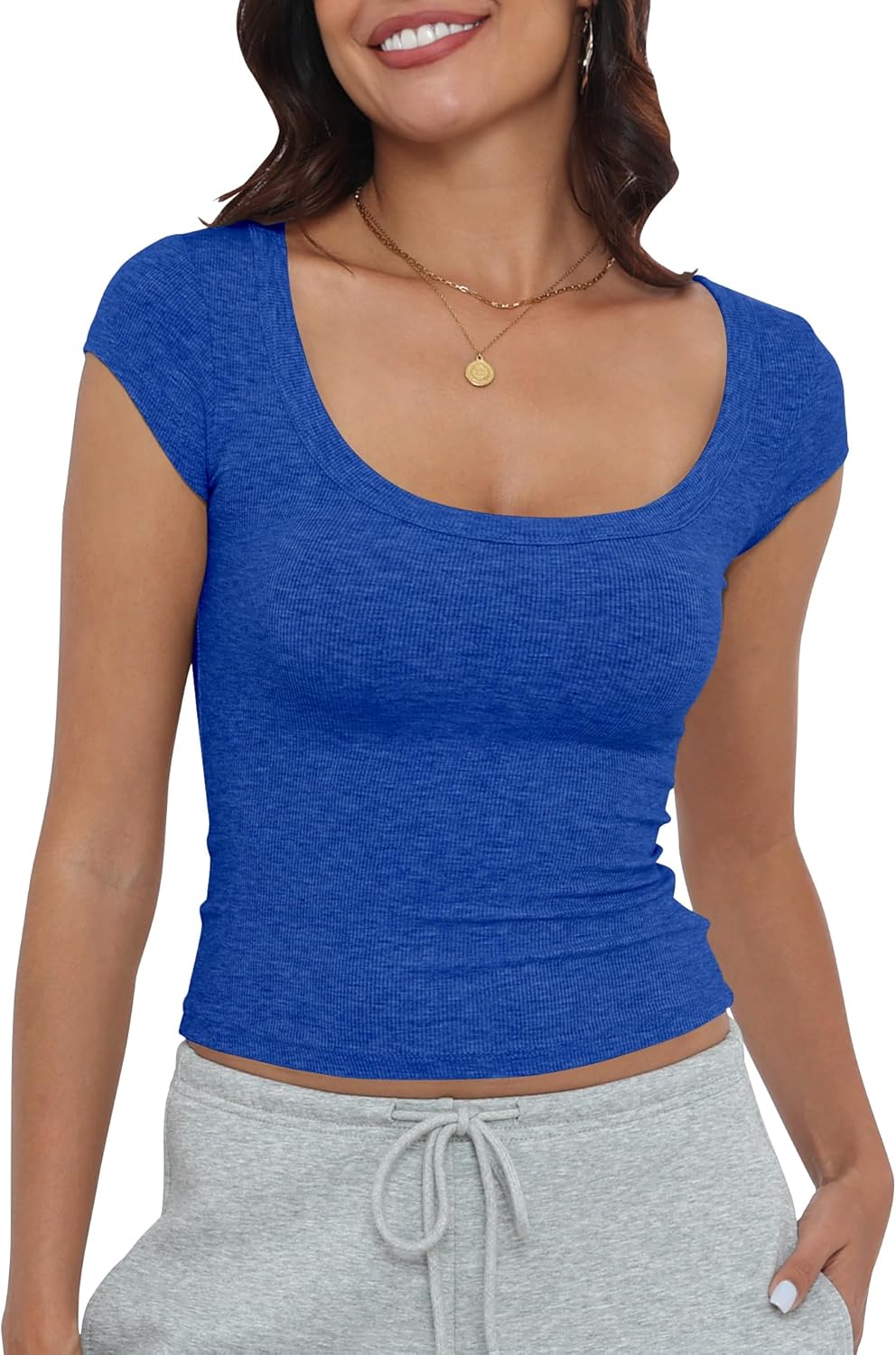 Women's Short-sleeved T-shirt, Fitted and Form-fitting Design